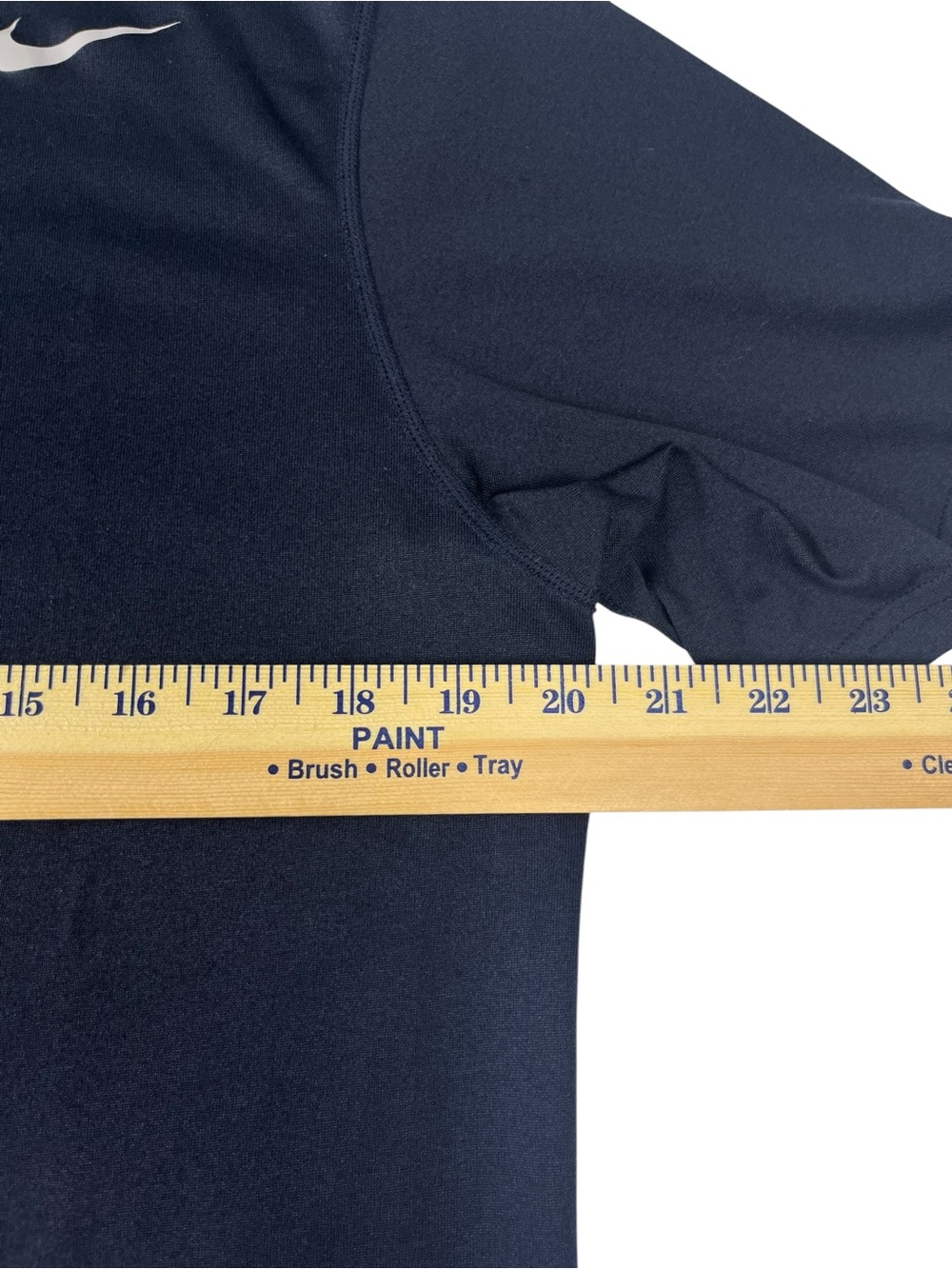 Nike Black Short Sleeve Dri-FIT Performance Tee black size M. SKU 154 - Picture 6 of 8